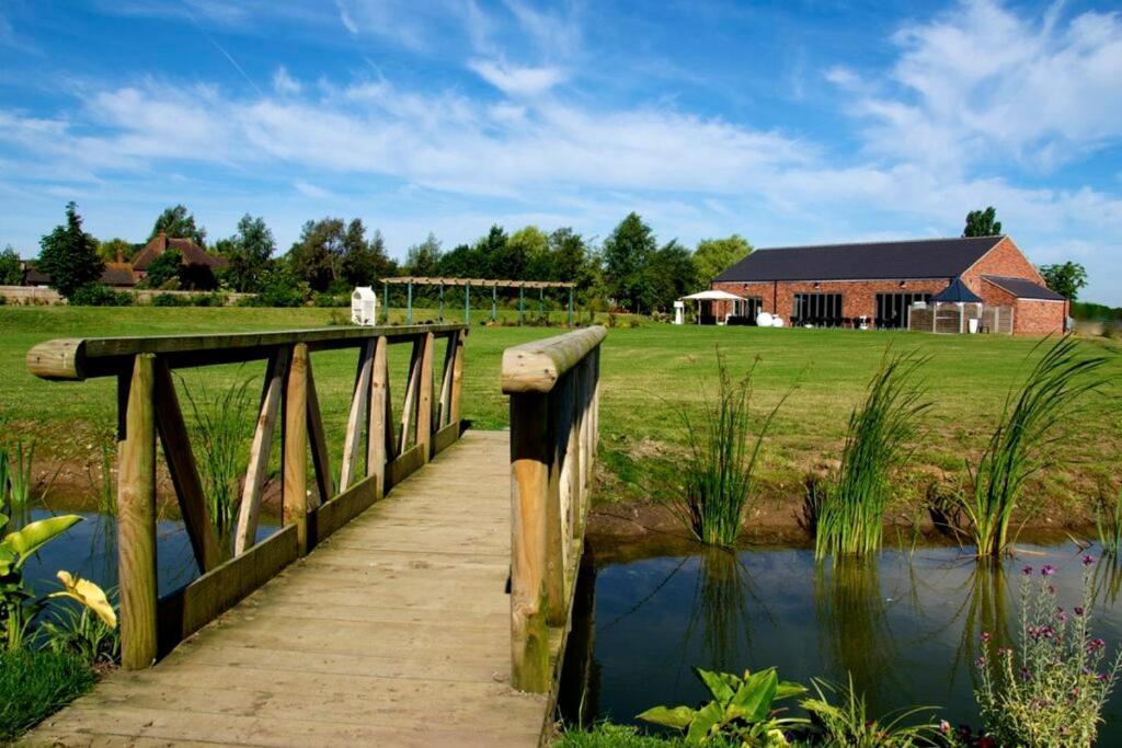 Brackenborough Lakes Resort Louth  Exterior foto