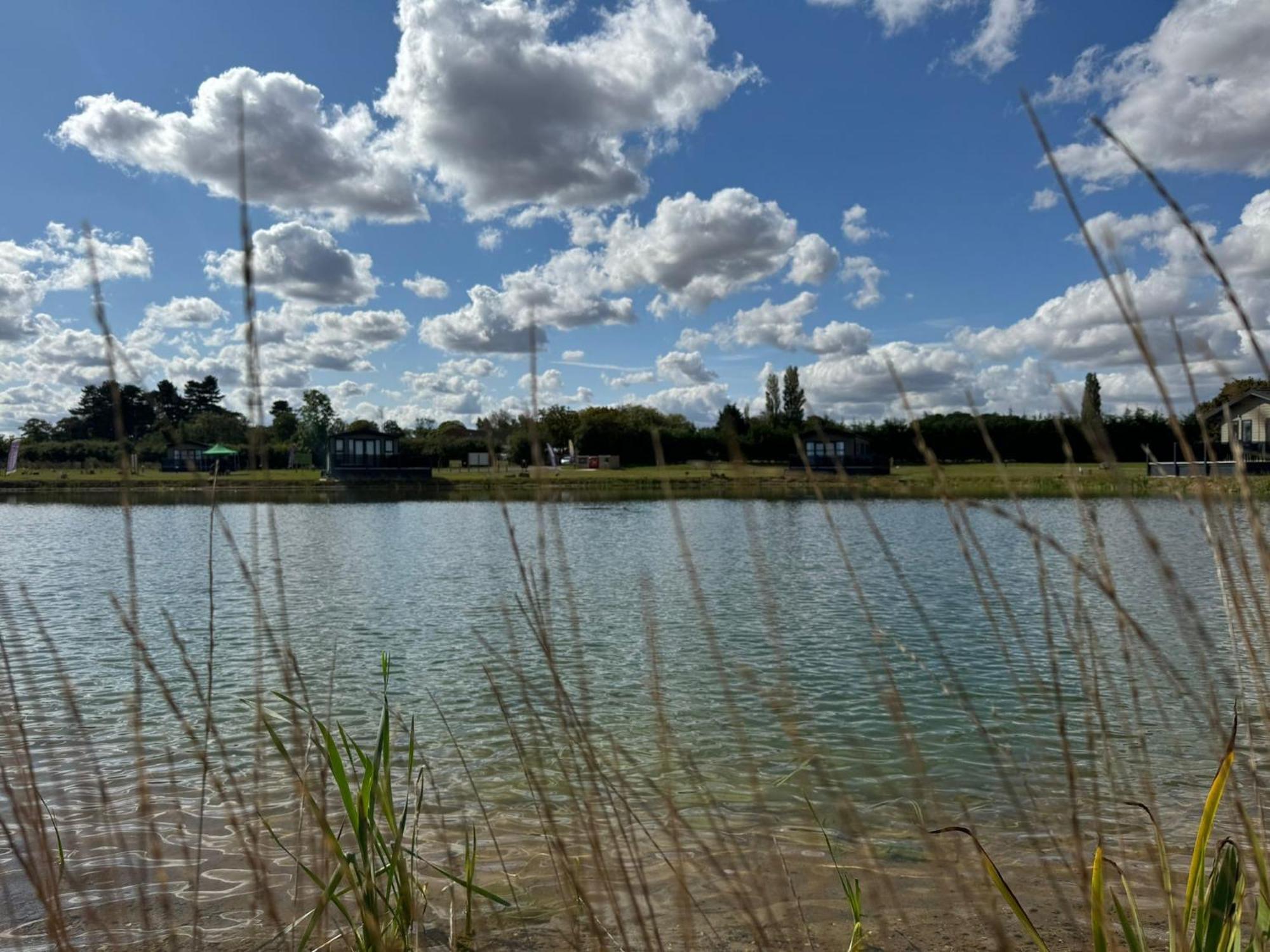 Brackenborough Lakes Resort Louth  Exterior foto
